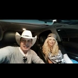 Meet your Posher, Leslie